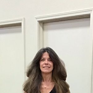 Meet your Posher, Shari